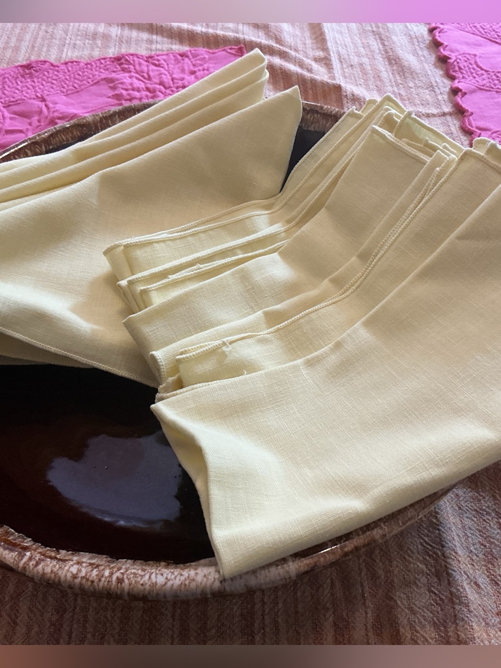 1950’s Vintage Set of 12 Large Linen Dinner Napkins
